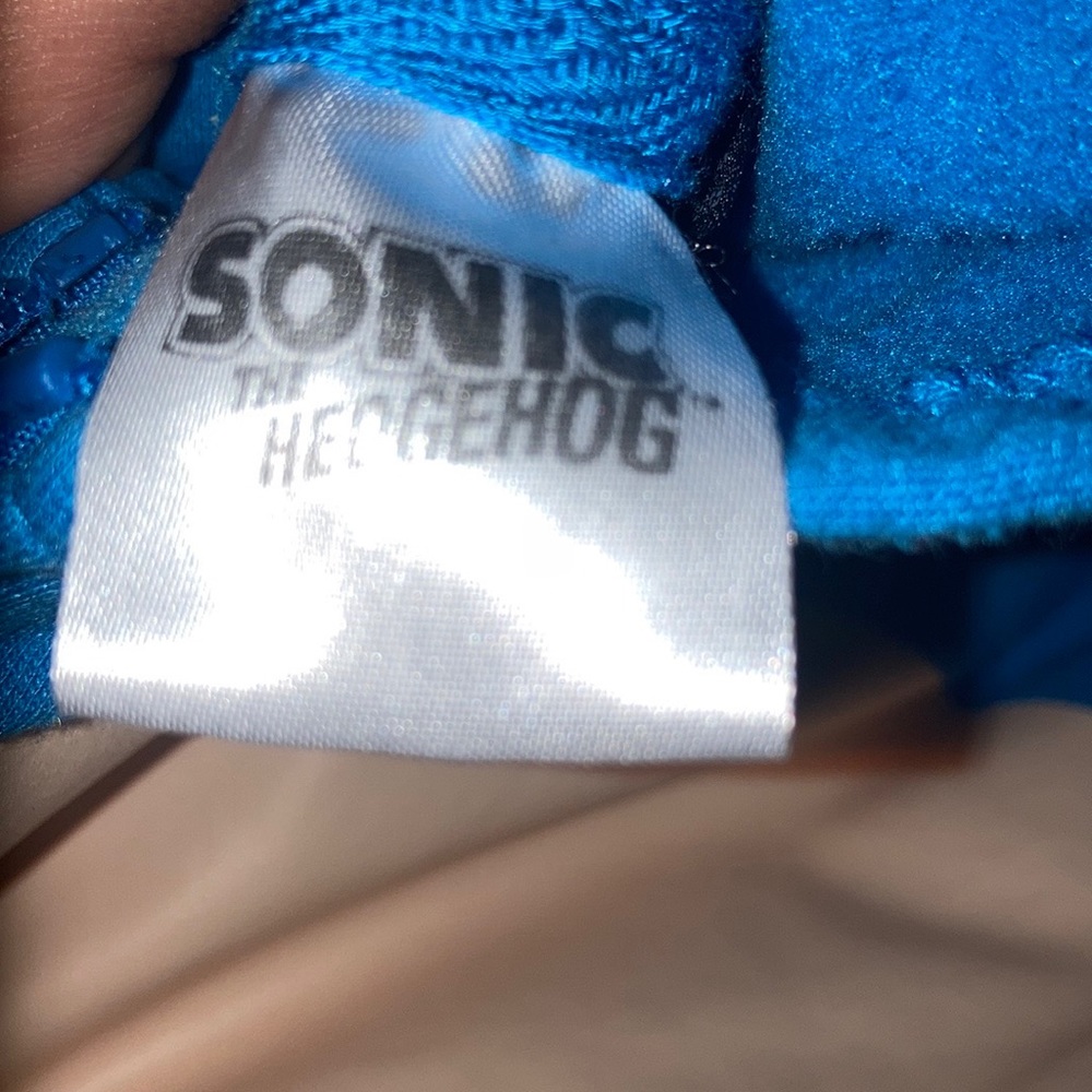 SEGA Kids' Sonic The Hedgehog Costume Hoodie with spikes on the hood - Picture 3 of 6